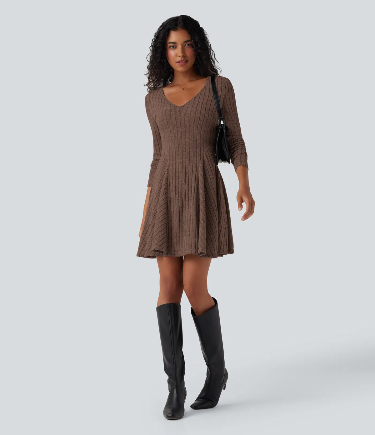 Robe en maille col V